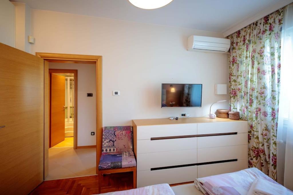 Green Apartment - Top Location, Near City Center! Sofía Exterior foto